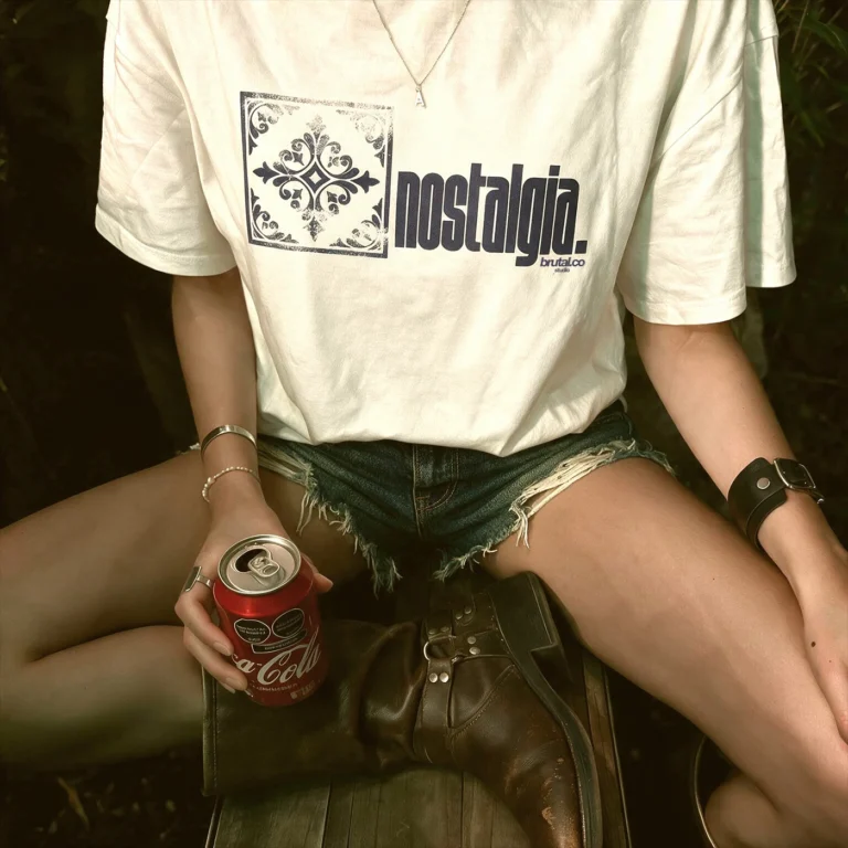 Nostalgia Tee Woman